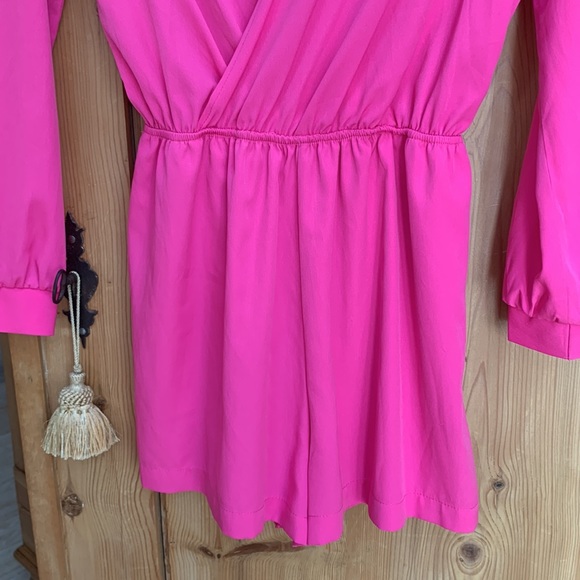 Honey Punch 💕 Neon Hot Pink Romper Shorts Jumper Jumpsuit Playsuit Barbie 🌸 - Picture 3 of 13